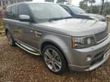 A picture of Rangerover autobiography. 0700327795 