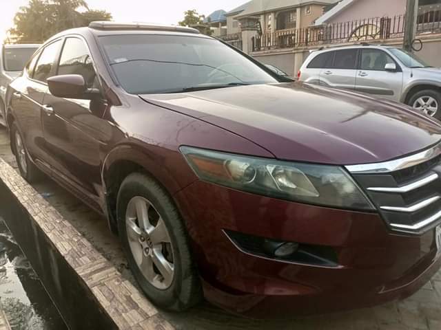 A picture of Honda Crosstour 2012 WINE 08032534466