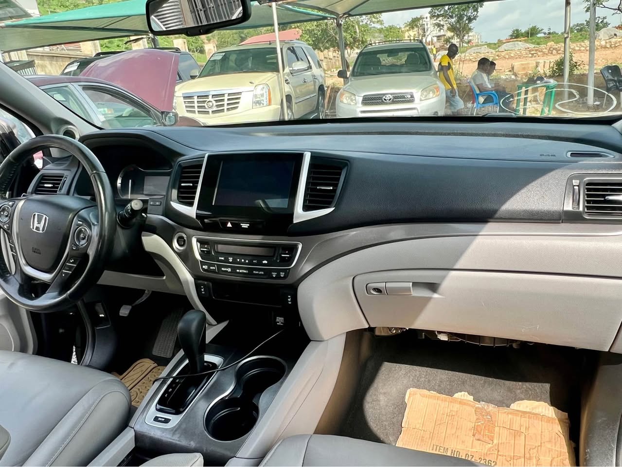 A picture of 2017 Honda Pilot EX L
