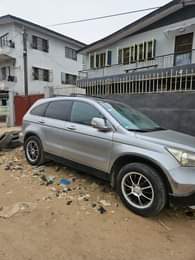 A picture of Quick deal 2008 CRV First user New engine installed Gear