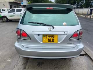 A picture of Toyota harrier