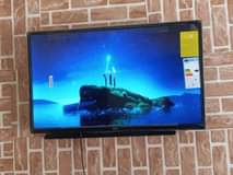 A picture of NAUza TV NCH 32 Bei 255 mpyaa kbsaa kweny box