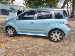 A picture of TOYOTA IST