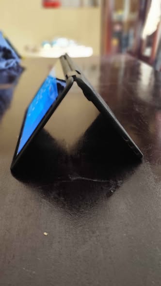 A picture of Dell laptop touchscreen