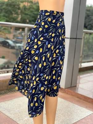 A picture of Rapper skirts 35 000 