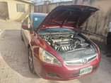 A picture of Honda Accord year 07 Tok standard engine and transmission and
