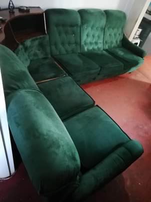 classifieds/furniture sofas