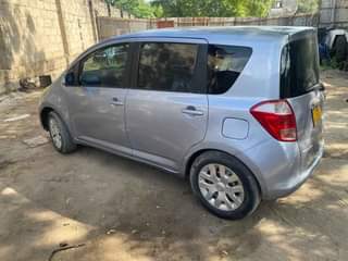 A picture of TOYOTA RACTIS 0714058883