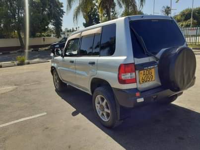 used mitsubishi pajero