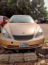 A picture of Lexus ES330