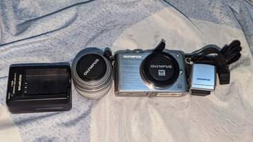 A picture of OLYMPUS DIGITAL CAMERA