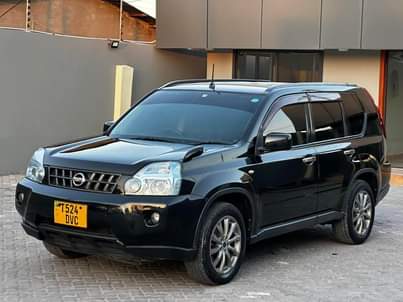 A picture of Nissan Extrail New Model