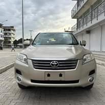 A picture of TOYOTA VANGUARD BEI ...........33M 0757455444