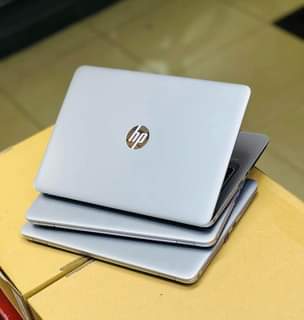 A picture of Hp elitebook 820 G3