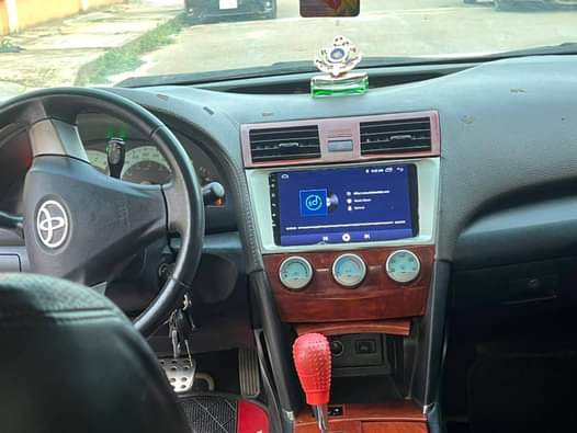 A picture of Clean TOYOTA CAMRY 2010 MODEL 4 plugs engine with everything