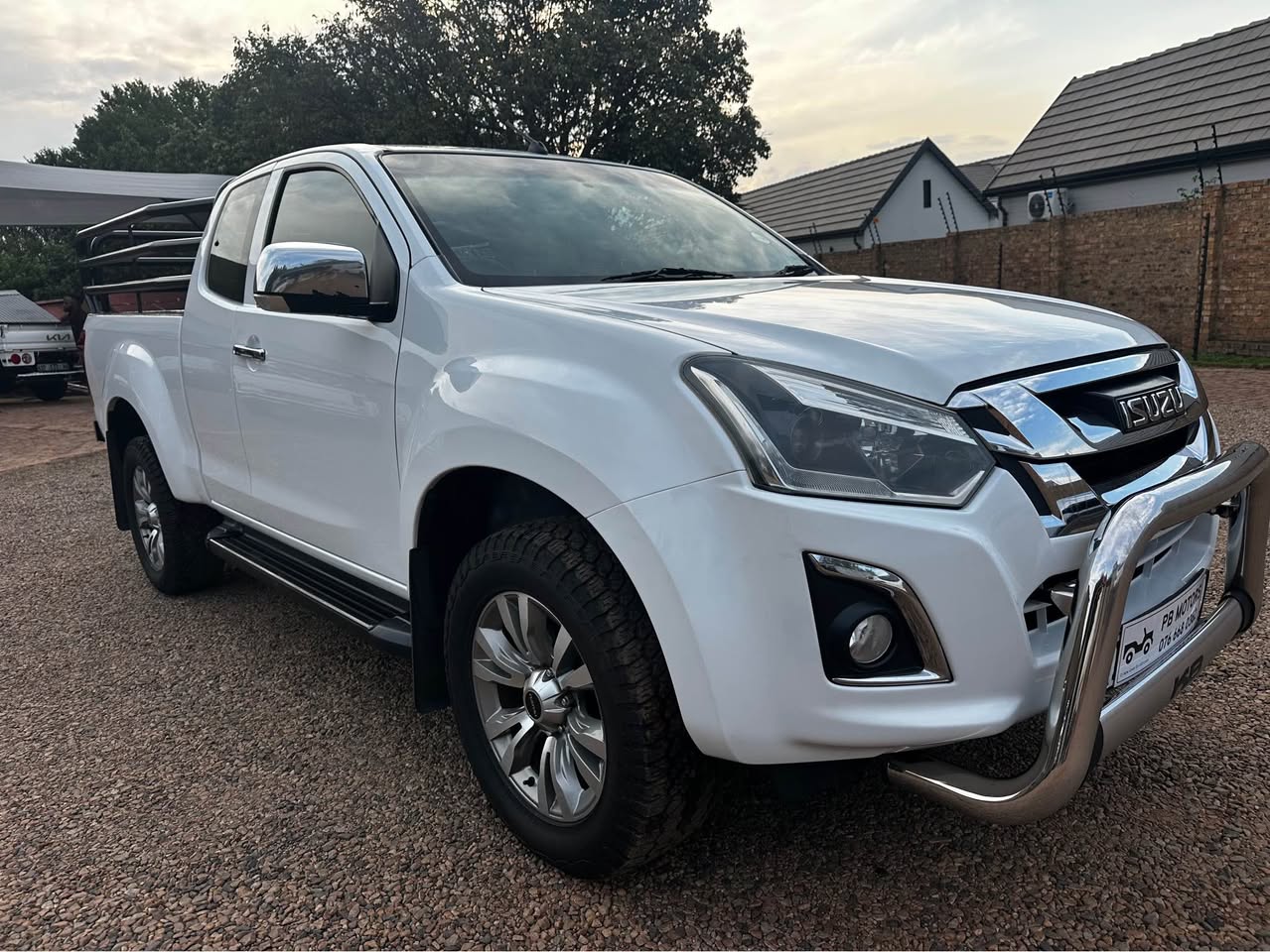 isuzu kb 300