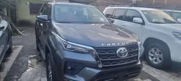 used toyota fortuner