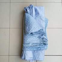 A picture of Elegant Second Hand Beddings only
