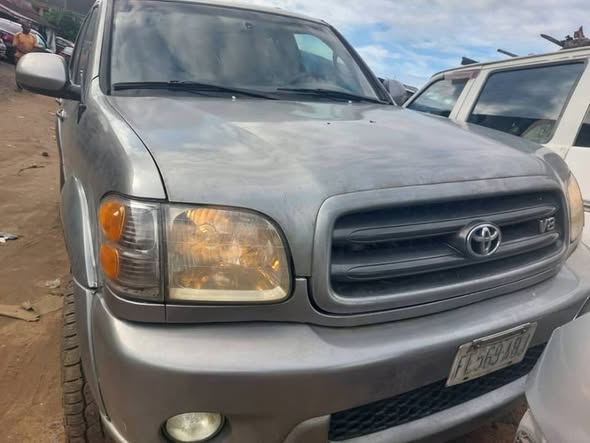 A picture of Toyota sequioa