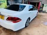 A picture of TSH MIL 24 CROWN NEW MODEL TUPIGIE CHAAP 0657550550 0657550550