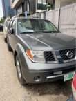 A picture of Nissan pathfinder 2006