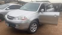 A picture of Acura MDX 2004
