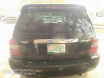 A picture of Toyota Highlander 04
