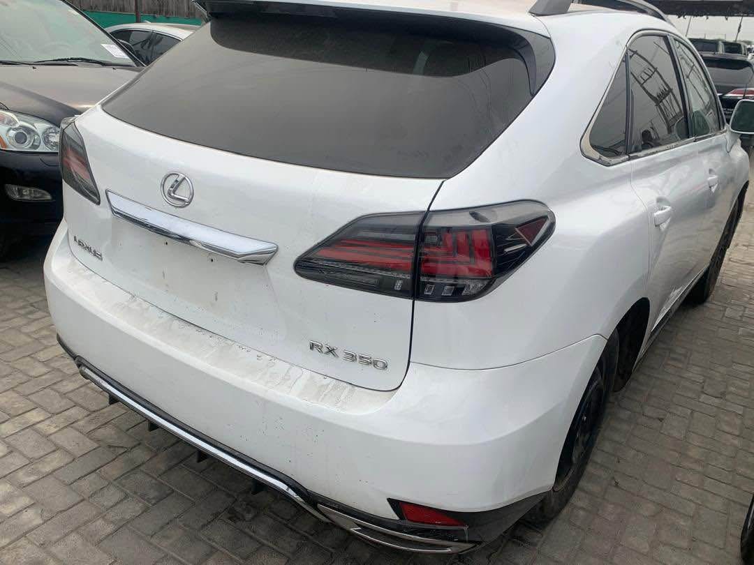 A picture of RX350 2010 FULL OPTION ACCIDENT FREE