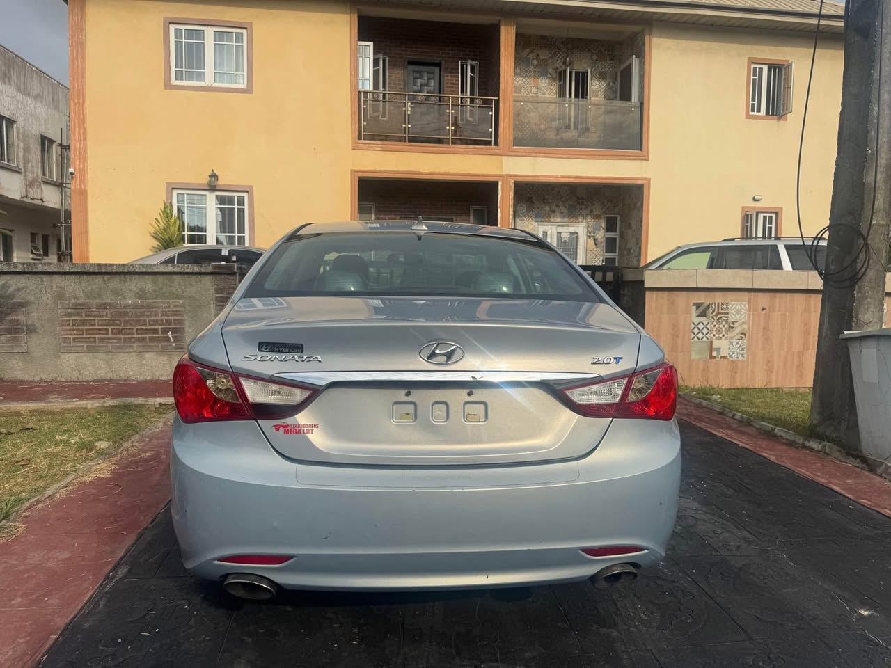 A picture of Foreign use Hyundai sonata 2013