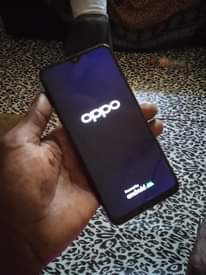 A picture of OPPO F9 HAINA KIPENGELE