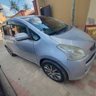 A picture of Toyota Ractis