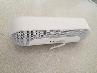 A picture of Beat pills Bluetooth speaker just a month old bought new