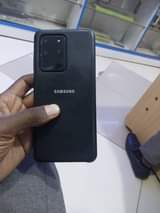 A picture of Samsung galaxy s20 ultra 5g on sale