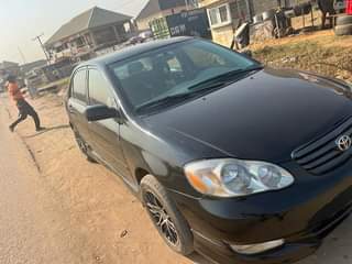 A picture of Toyota corolla S