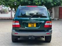 A picture of Toyota Land Cruiser VX