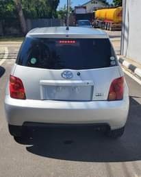 A picture of TOYOTA IST