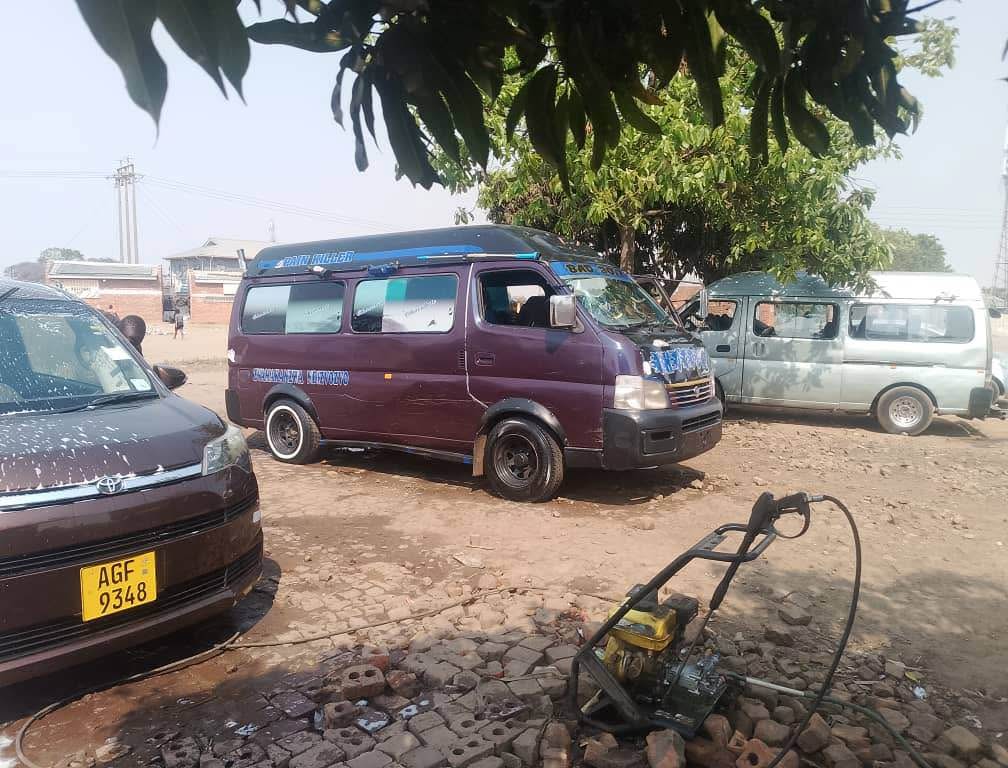 used nissan caravan