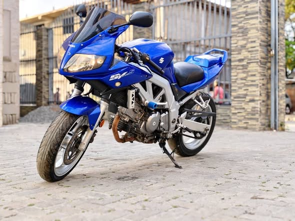 A picture of BEI TSH 7 5 MILLION O765434395 SUZUKI sv 650s TOP
