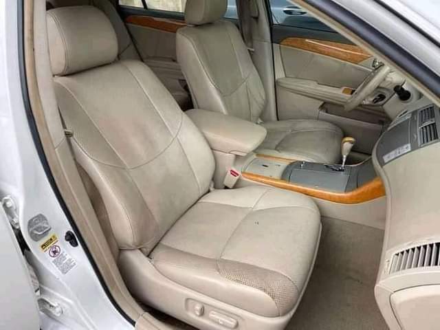 A picture of Toyota Avalon 2005 07036919566