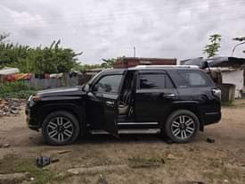 A picture of 2015 Limted 4runner