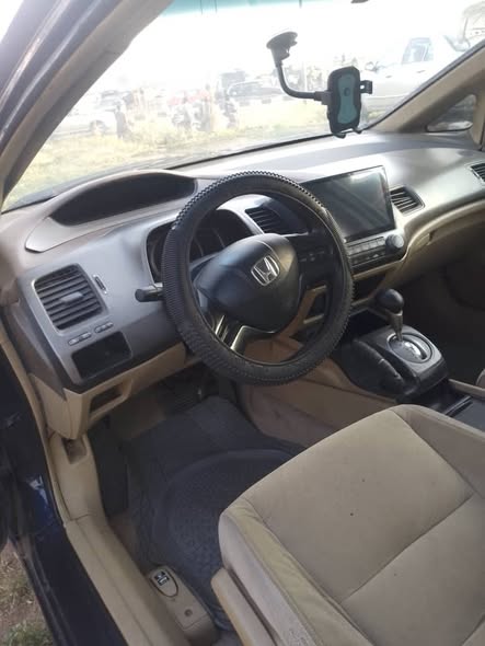 A picture of Honda Irobot 08