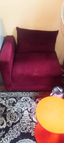 A picture of Nauza kiti kipo vizuri njoo na 45k Sina mengi kwa