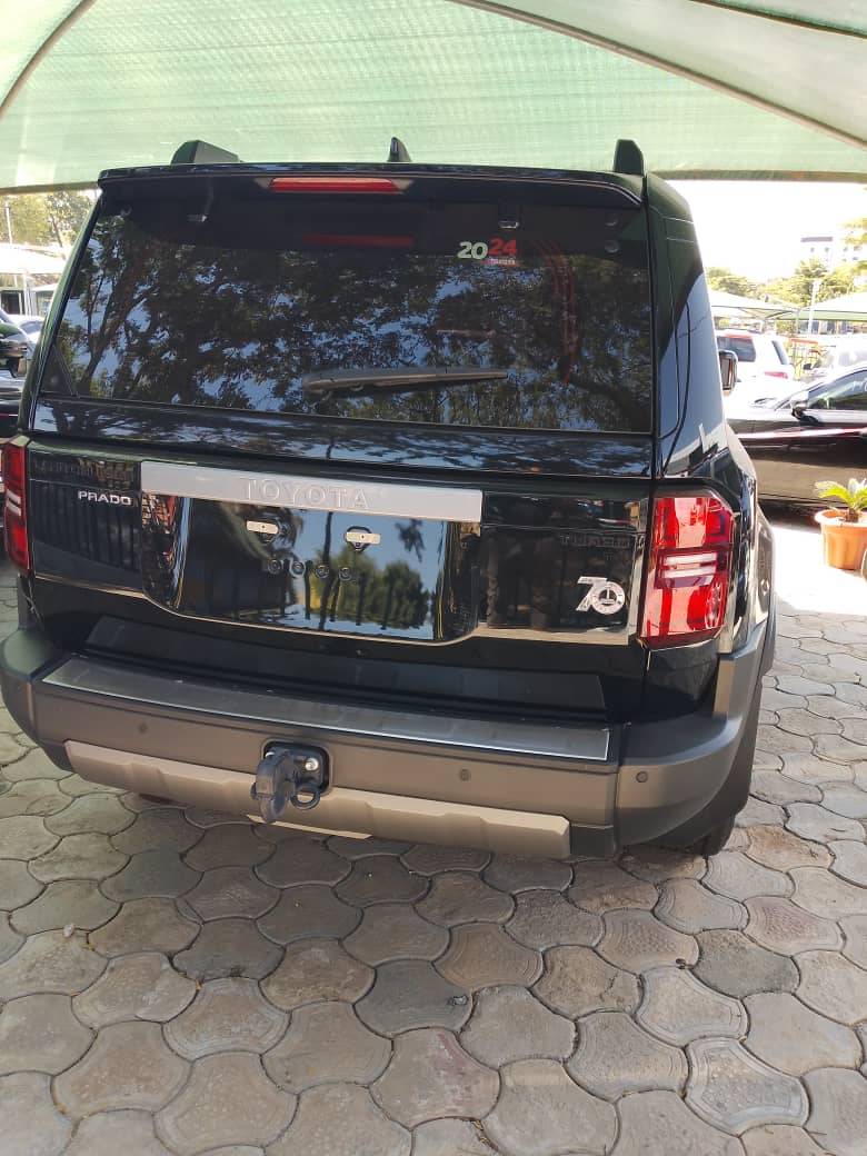 A picture of Toyota land cruiser 2024