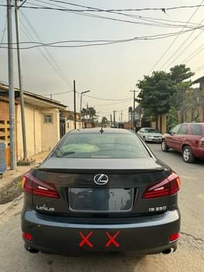 A picture of KINZZYAUTO S 08109018982 6 700 000 Refer and earn Barely
