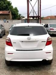 A picture of MATRIX 07057110007 Price N3 2Million naira A Neatly Used Toyota