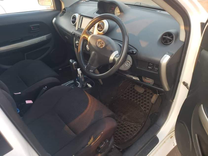 used toyota ist