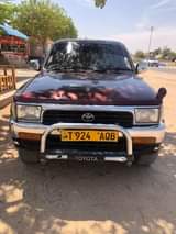 A picture of Toyota surf inauzwa Engine 2L T Cc2446 Automatic Diesel Bei