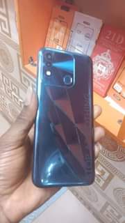 A picture of Tecno spark 8