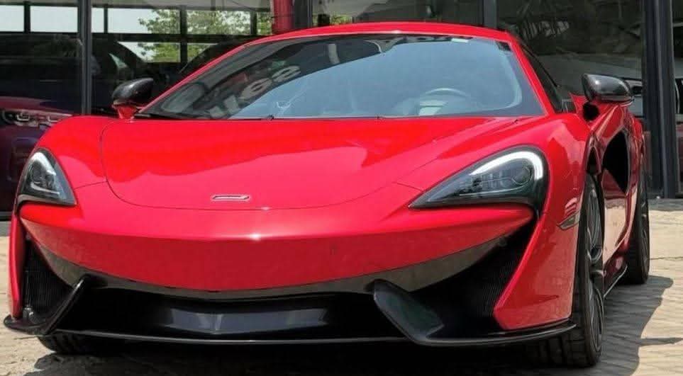 A picture of 2017 2017 McLaren 520s 570s