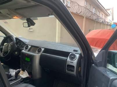 A picture of Neatly used 2006 LR3 Untouched Engine gear Ac need attention